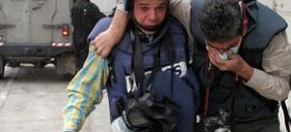 'الإعلام': استهداف الاحتلال للصحفيين والمسعفين دليل جديد على إرهاب الدولة