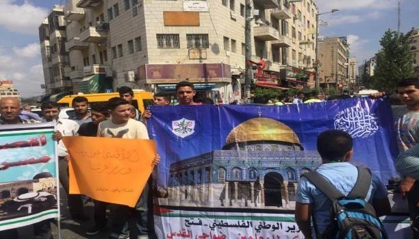 مسيرات طلابية ومواجهات مع الاحتلال في بيت عوا وسعير بالخليل