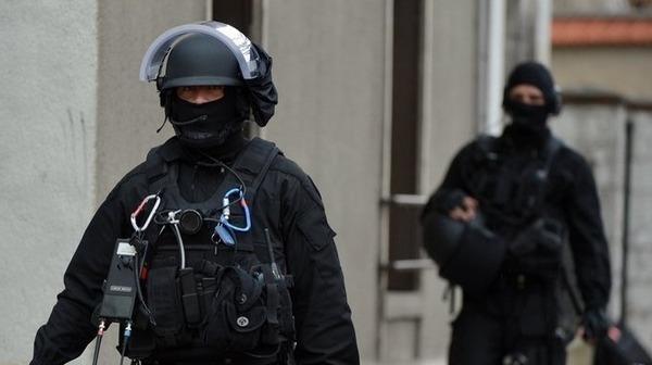 فرنسا.. لصوص أعادوا مسروقات مع أمنيات بعيد سعيد