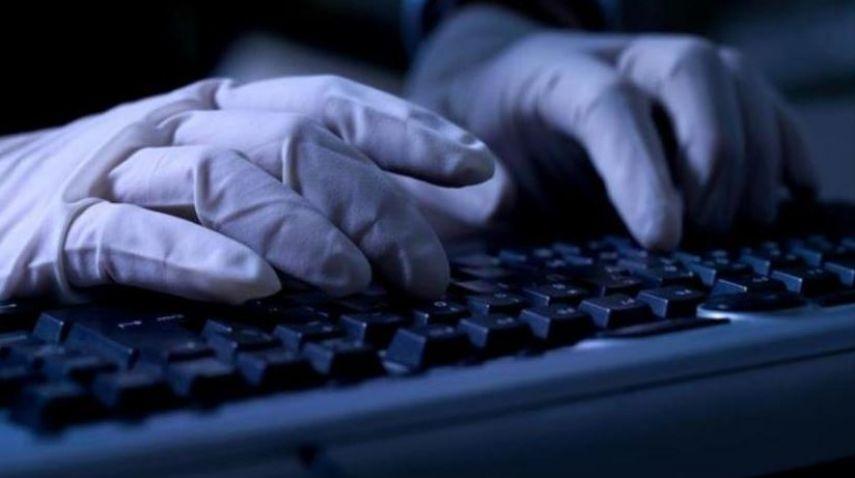 كشف ملابسات قضايا نصب واحتيال عبر الإنترنت بالقدس