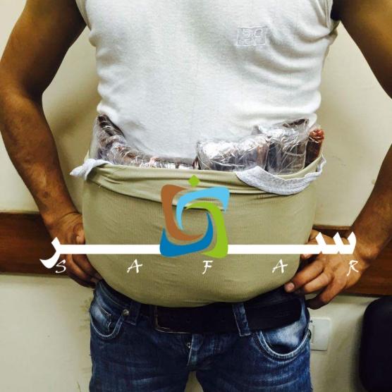 ضبط شاب يحمل حزام معسل وسجائر على معبر الكرامة‎