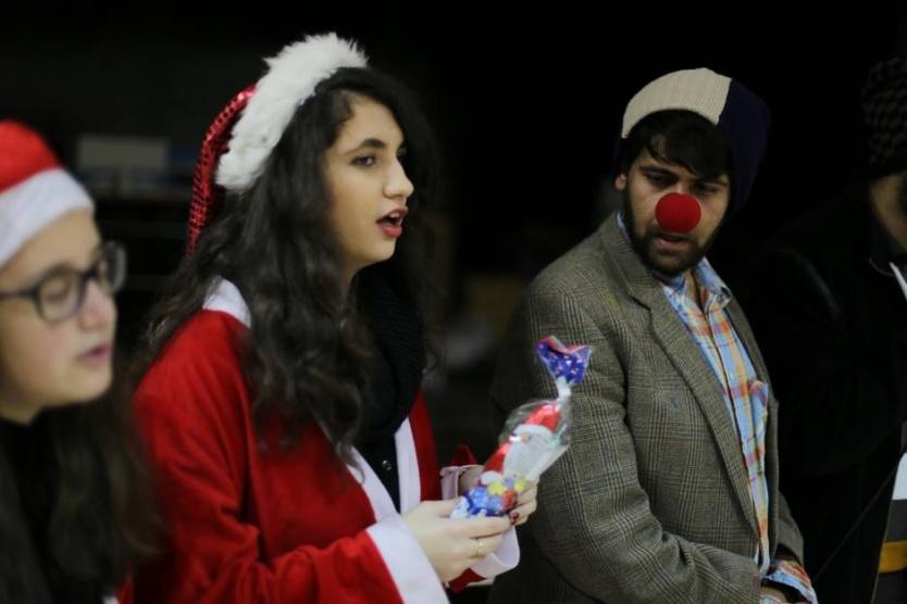 بالصور - مجموعة باور الشبابية ومسرح عناد يقيمان‎ ‎نشاطاً تطوعياً في بيت جالا