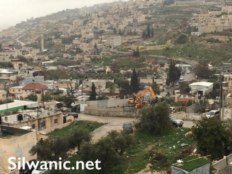 هدْم منزل قيد الإنشاء جنوب الأقصى