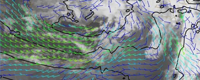 الامطار تهطل بغزارة في الشمال، وتصل قريباً الى بقية المناطق