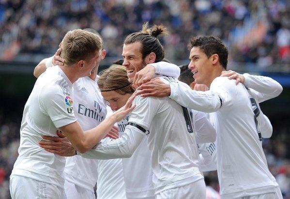 ريال مدريد يكتسح خيخون بخماسية في ثاني مباريات زيدان بالليغا
