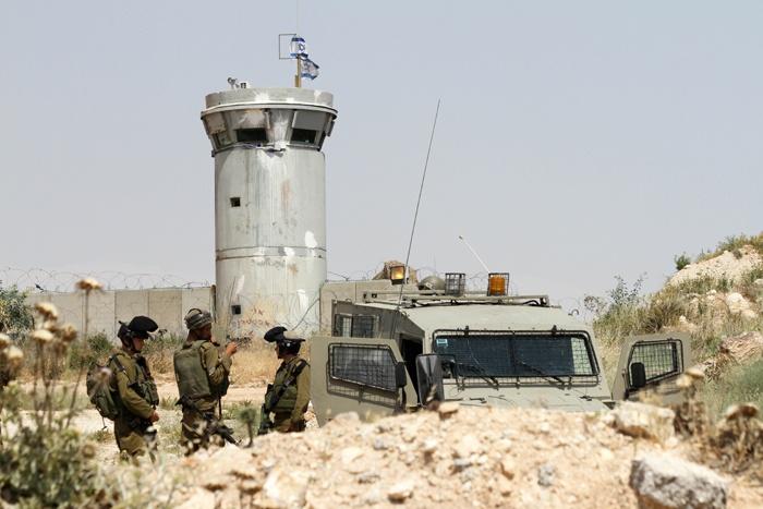 خليلية: إعادة السيطرة على منطقة 