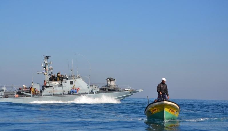 بحرية الاحتلال تطلق النار على الصيادين في بحر غزة