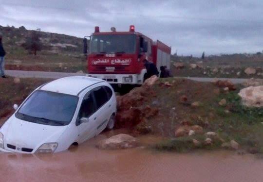 الدفاع المدني يتعامل مع 152 حالة مساعدة منذ دخول المنخفض الجوي