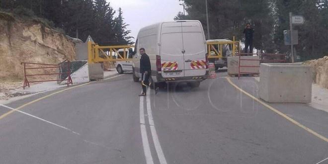 الاحتلال يغلق قرية الجبعة غرب بيت لحم بشكل كامل ويمنع سكانها من الدخول والخروج