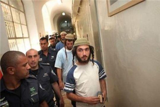 الجيش يُقرر تعزيز حماية مستوطني الضفة خشية العمليات