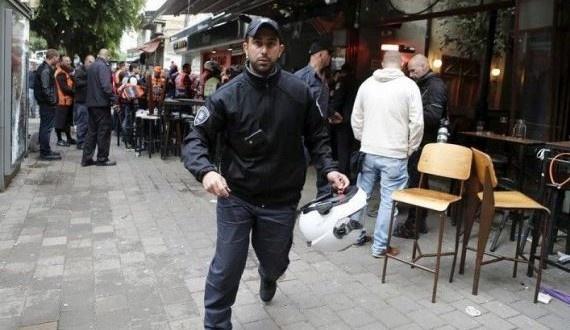 الاحتلال يعتقل والد منفذ عملية تل ابيب وخمسة من افراد عائلته ويكشف بعض تفاصيل العملية