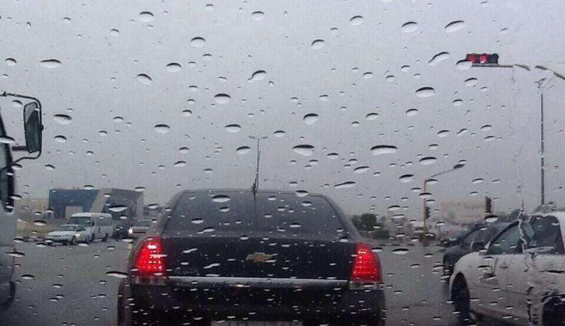 أجواء ماطرة وباردة اليوم