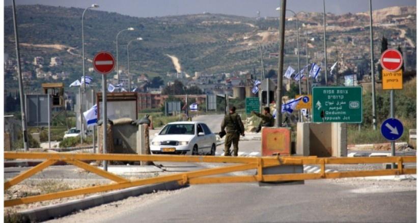 الاحتلال يواصل توسيع حاجز 'دوتان' على حساب أراضي يعبد