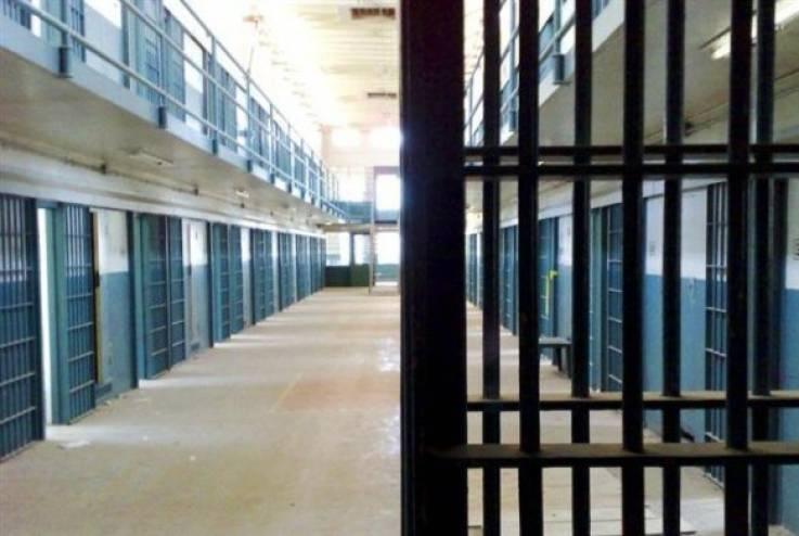 لأول مرة في التاريخ.. دولة أوروبية تغلق سجونها لعدم توفر المجرمين!