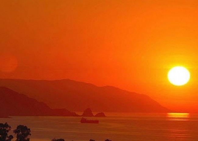 الحرارة أعلى من معدلها السنوي بـ5 درجات