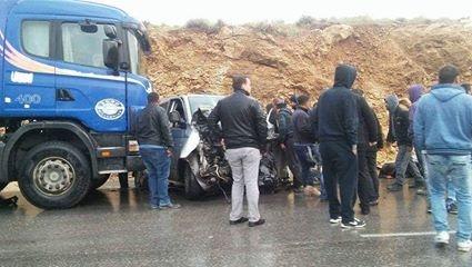 مصرع شابين  و10 إصابات في حادث مروع على طريق وادي النار