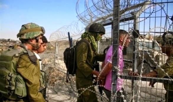 اعتقال 3 فلسطينيين غير مسلحين في 