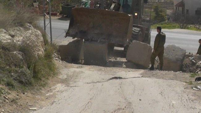 الاحتلال يغلق طريقا شرق بيت لحم بالسواتر الترابية