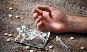 شباب غزة يحددون مصيرهم بالإنتحار...ولا حياة لمن تنادي