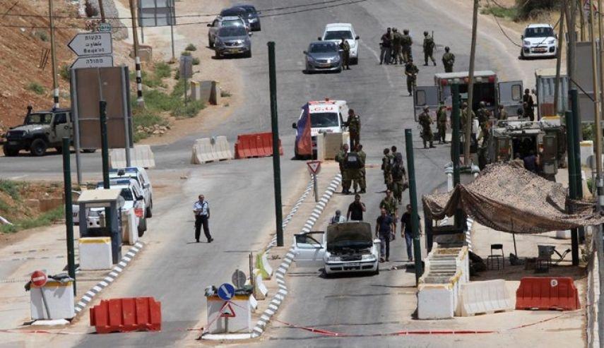 تنكيل واسع بالمواطنين بحاجز الحمرا