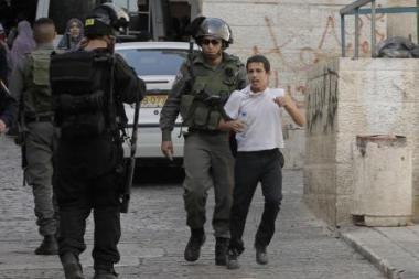 الاحتلال يعتقل 5 مواطنين من الجفتلك