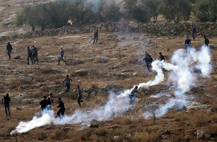 3 اصابات برصاص الاحتلال في مواجهات على حدود غزة