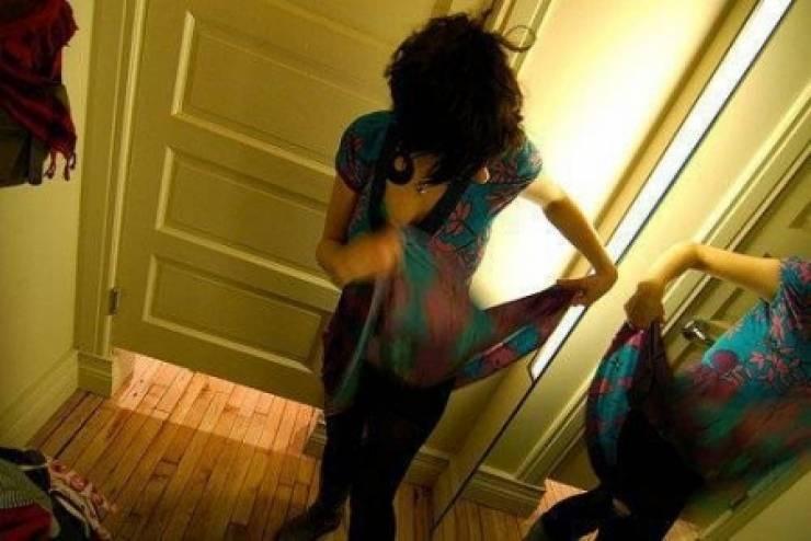 اغتصبها اثناء تجربة شراء فستان!