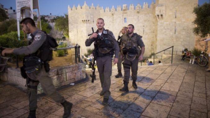 السجن لشاب بزعم محاولة قتل شرطي اسرائيلي