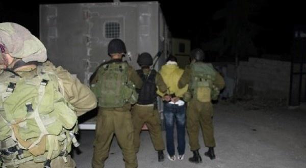 الاحتلال يشن حملة مداهمات واعتقالات طالت 13 مواطنا من الصفة
