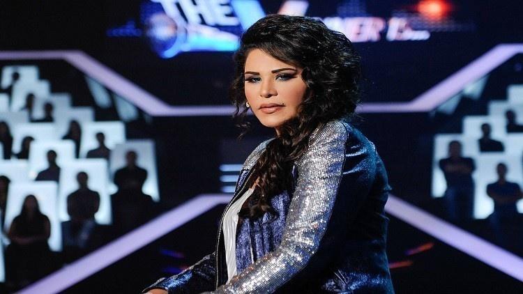 أحلام تعتذر لجمهورها في أول تصريح رسمي لها بعد إيقاف برنامجها