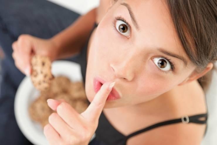 4 أسباب تجعلك تريدين أن تأكلي أكثر!