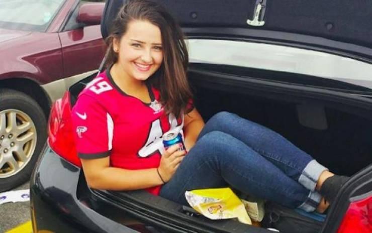 محاولة تهريب فتاة أوكرانية إلى السعودية