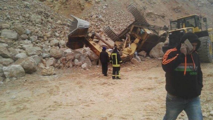 وفاة شاب بانقلاب جرافة جنوب الخليل