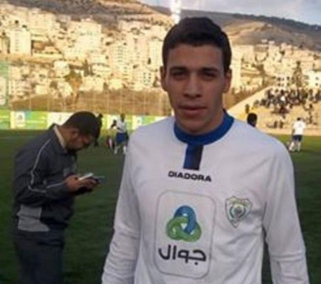 قوات الاحتلال تعتقل اللاعب خويص