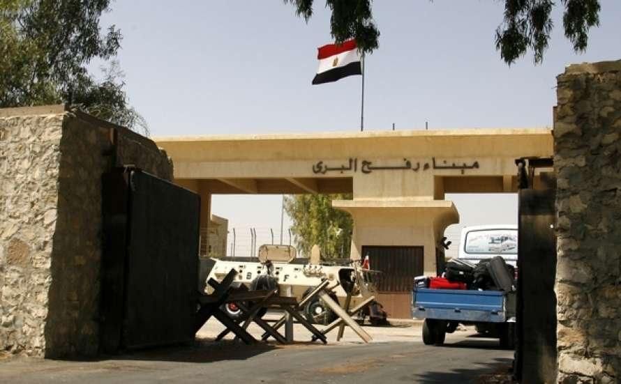 وفد حماس يصل القطاع بعد لقاء المخابرات المصرية