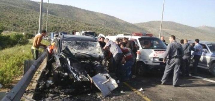 مصرع مواطن وإصابة 3 آخرين أحدهم بجروح خطيرة قرب يعبد