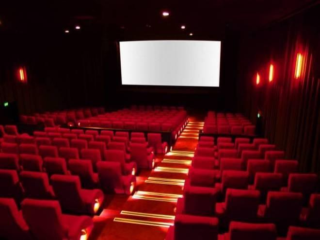قريباً.. ستتمكنون من مشاهدة أحدث أفلام السينما من المنزل