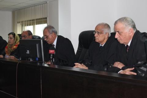 العليا: نقابة الموظفين العموميين جسم غير قانوني