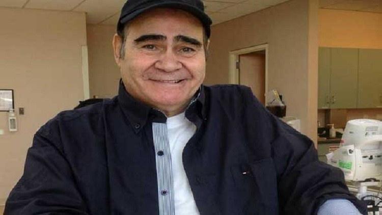 بالصور:4فنانين فقط في تشييع جنازة