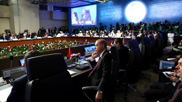 قمة اسطنبول تدين حزب الله وترفض تدخلات إيران
