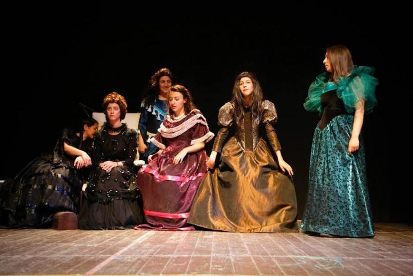 فرقة جامعة بيرزيت للمسرح تفوز بخمس جوائز في مهرجان فيلادلفيا الجامعي العربي للمسرح