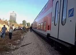وقف رحلات القطار بين 