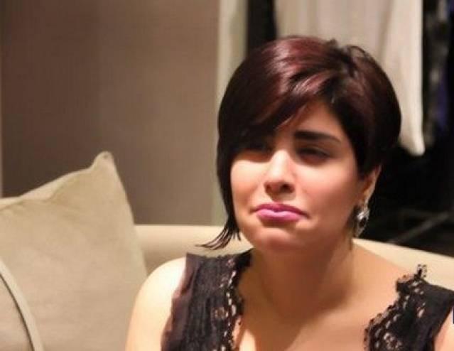 زوج الفنانة شمس الكويتية يحذفها من