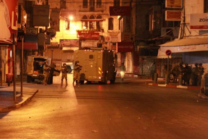 مداهمات إسرائيلية ليلية في الخليل