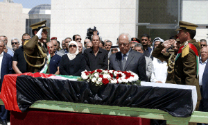 رام الله: تشييع جثمان المناضلة ربيحة ذياب من مقر الرئاسة