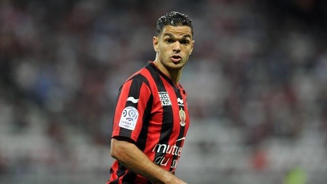 حملة فرنسية من أجل مشاركة بن عرفة في يورو 2016
