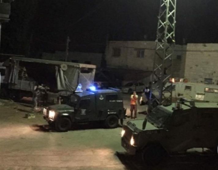 الاف المستوطنين يقتحمون كفل حارس