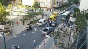 اصابة اسرائيليين طعناً في 