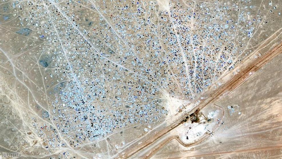 قتلى عسكريون في انفجار مفخخة قرب الحدود السورية