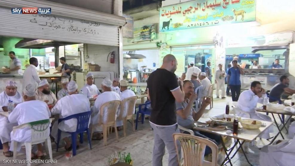 سوق الطباخة حاضنة الوجبات الشعبية في المدينة المنورة